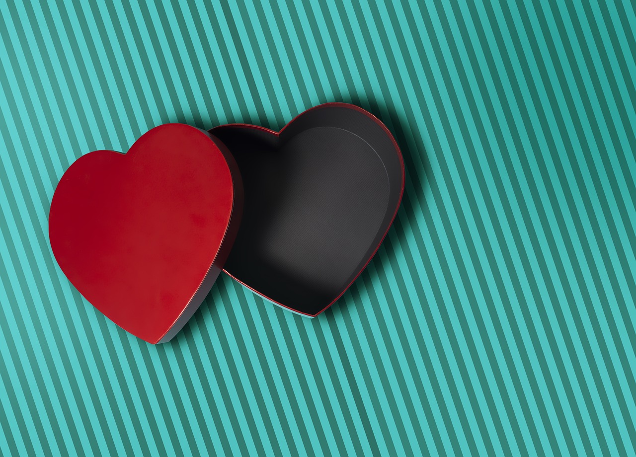 张继科与刘诗雯最新动态,赛场内外的故事更新。