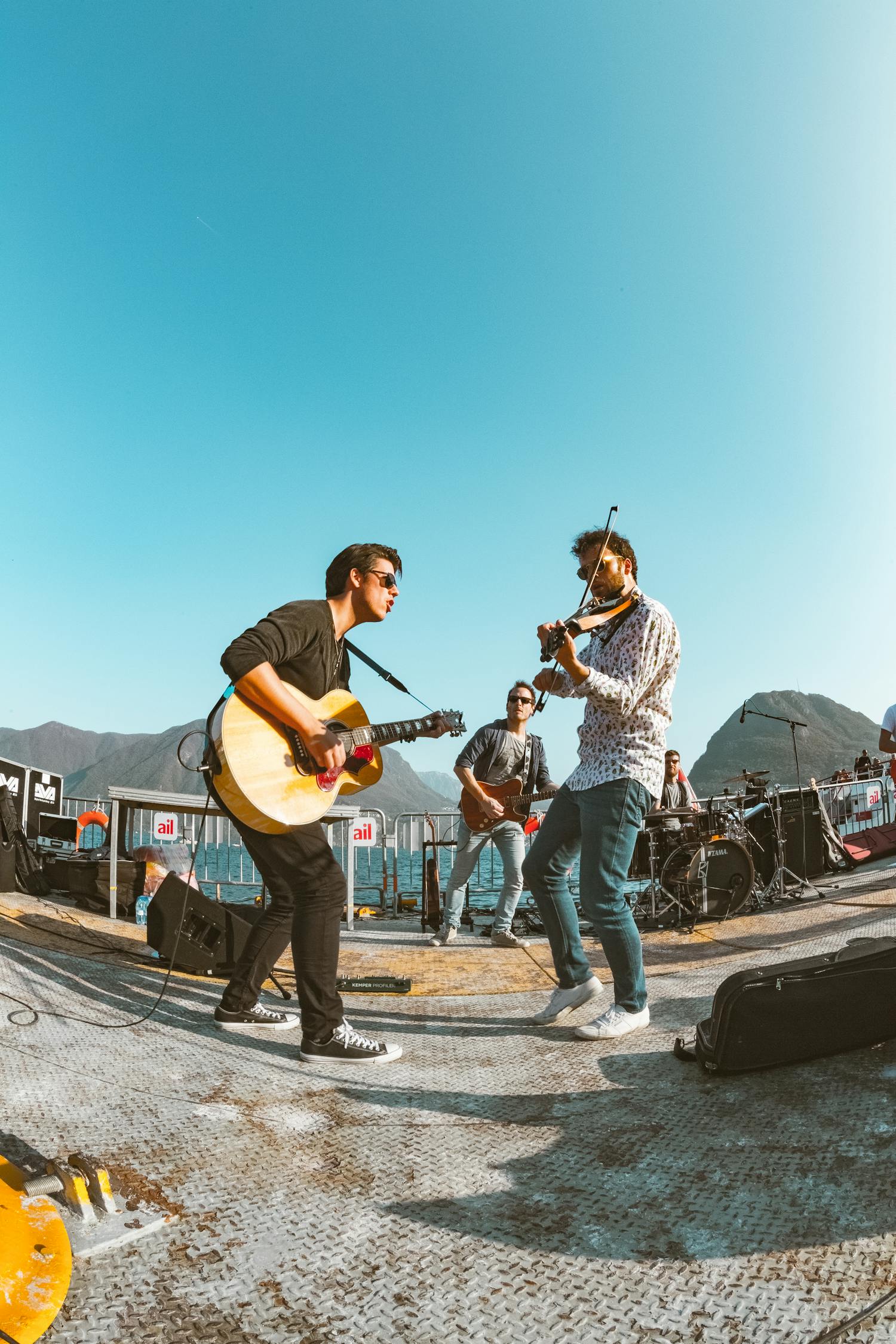 老挝最新官方消息,发展与挑战并存