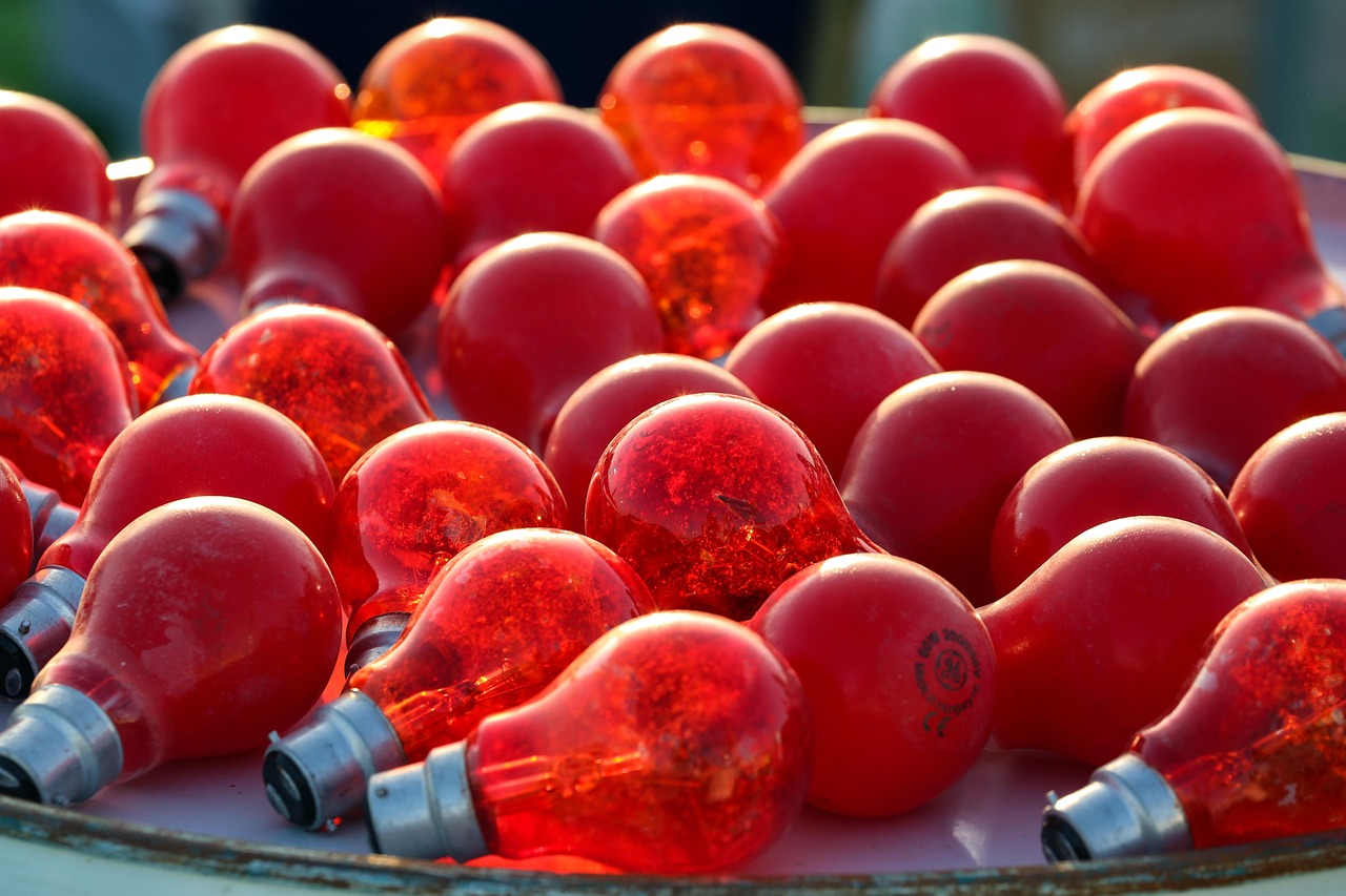 浮法玻璃现货最新消息及市场动态与行业趋势深度解析