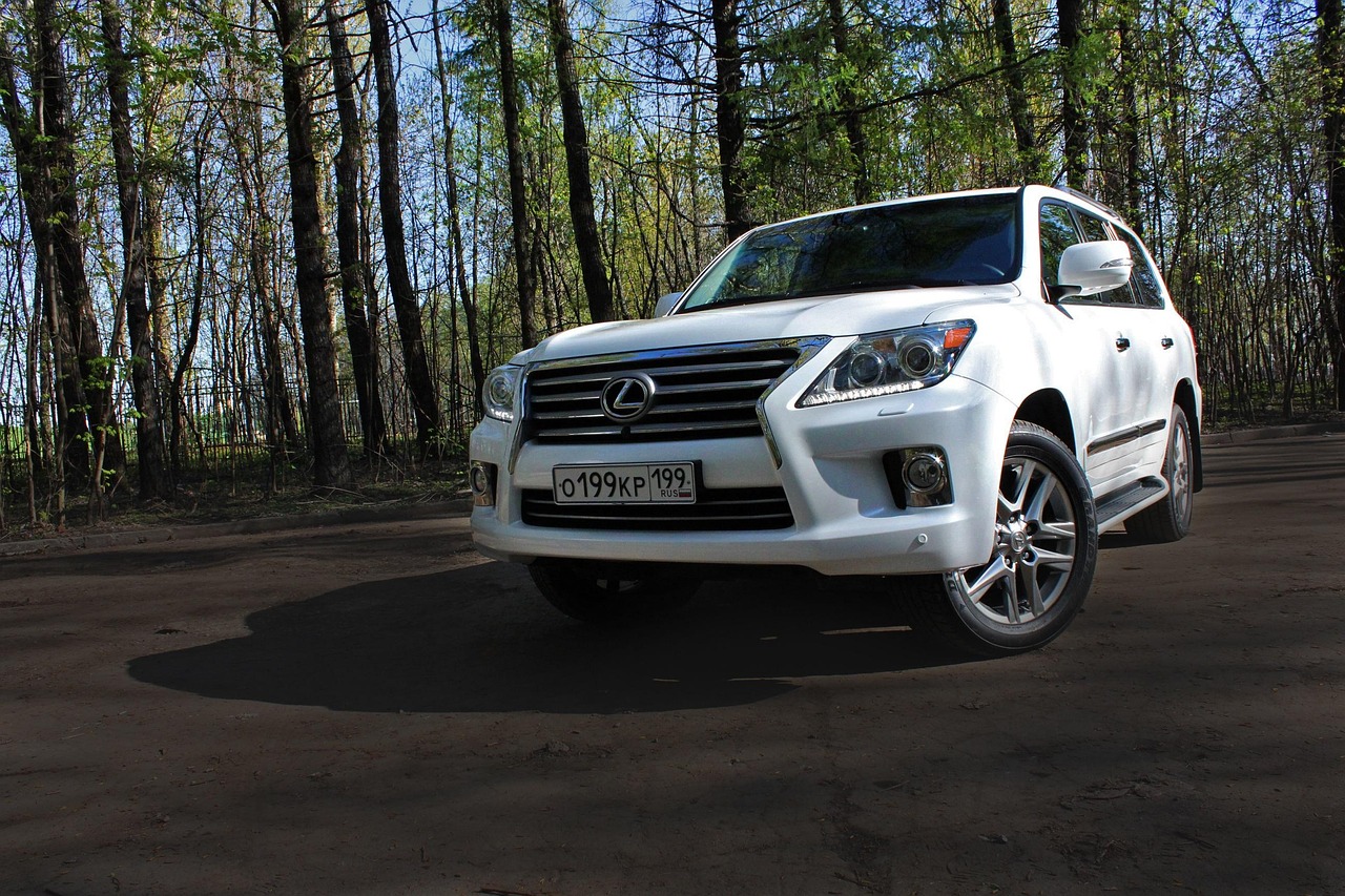 2025年凌志汽车SUV价格预测及市场趋势深度分析