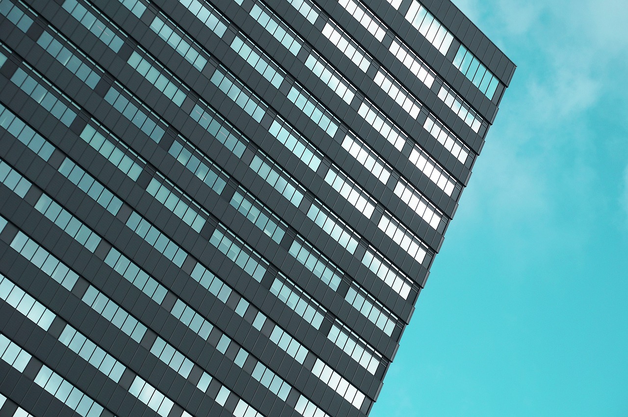 深度解析,工业富联(601138)股票行情四月份展望与解析