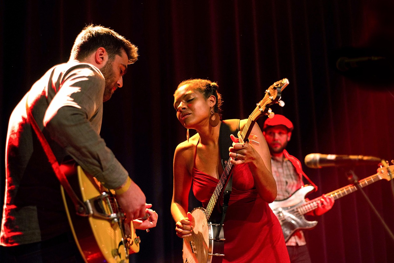 五月名侦探柯南演员表及深度解析