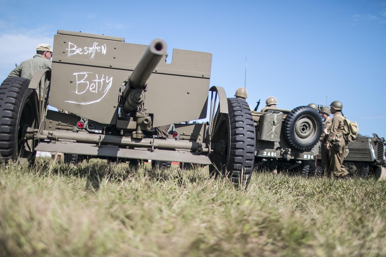 欧美五月战火重燃,真实军事电影的震撼与魅力